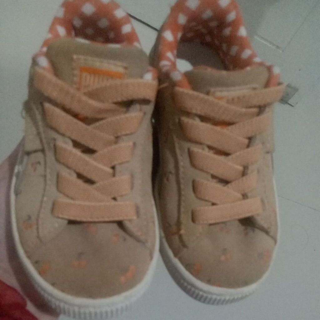 PUMA Suede sepatu anak perempuan