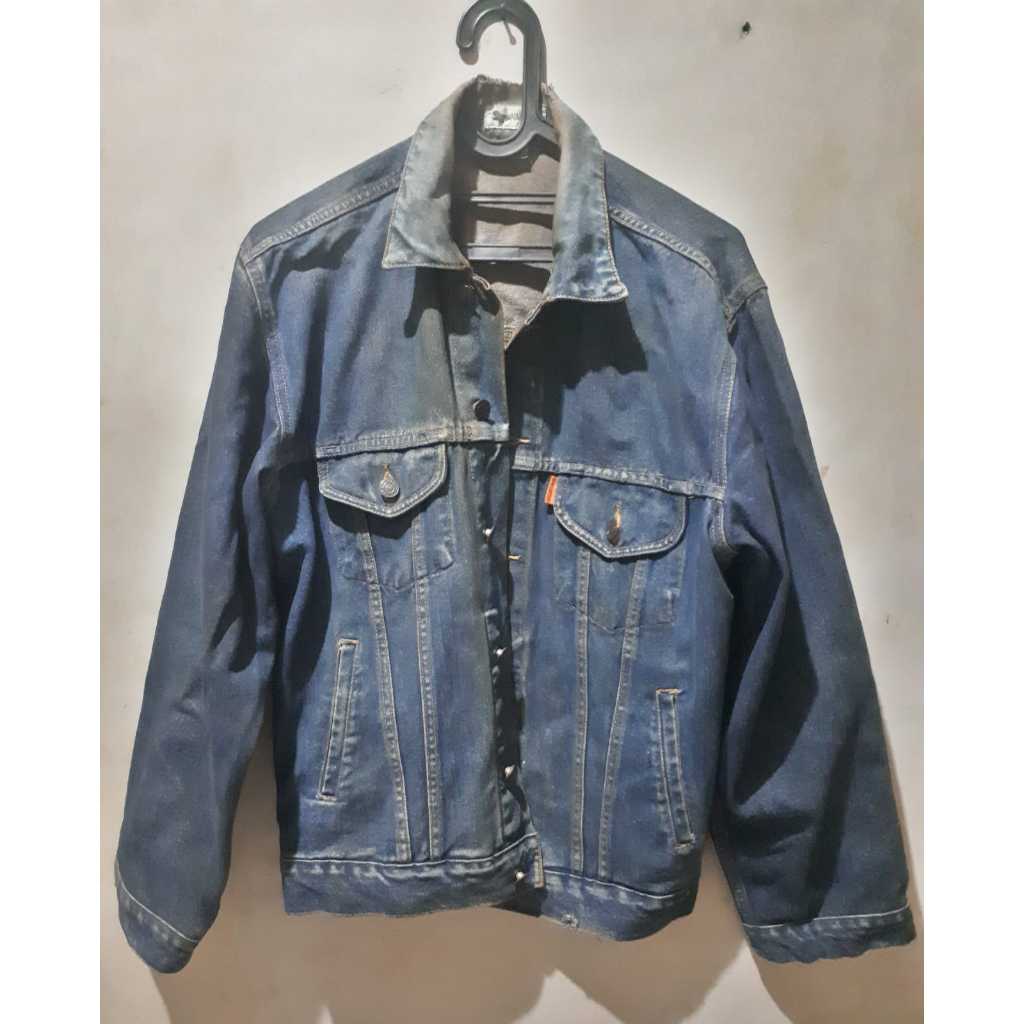 Jaket Jeans Pria Walrus Size M Preloved, Ex Pribadi MINUS Kerah Ada Sobek Faktor Usia