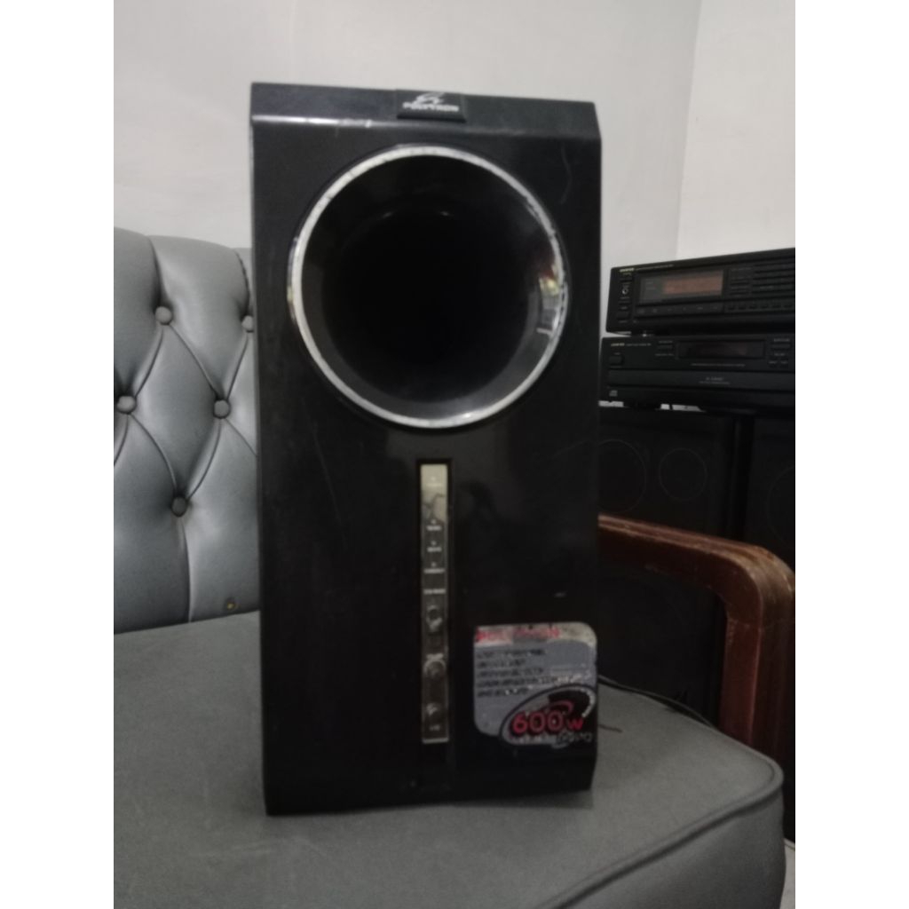 polytron subwoofer psw 600w