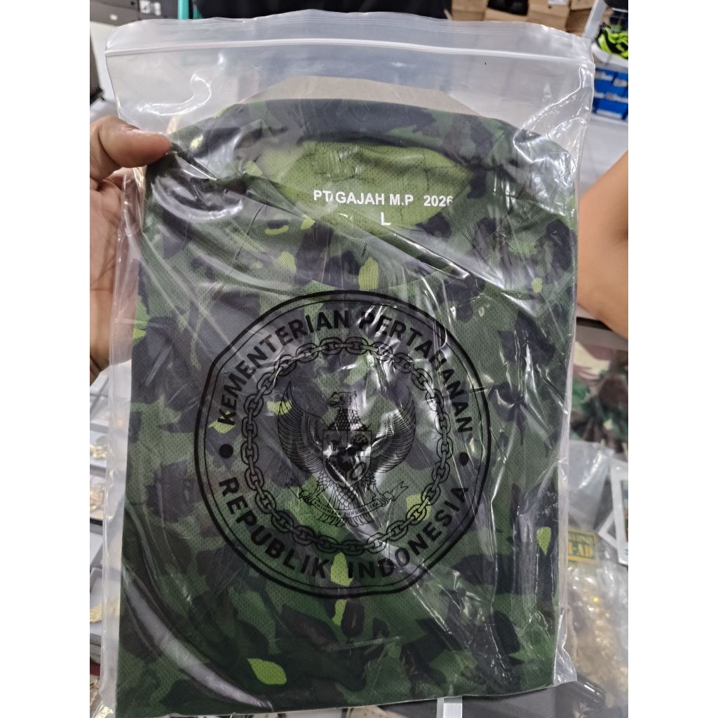 kaos loreng Daun anggur jatah Kostrad dari KEMHAN