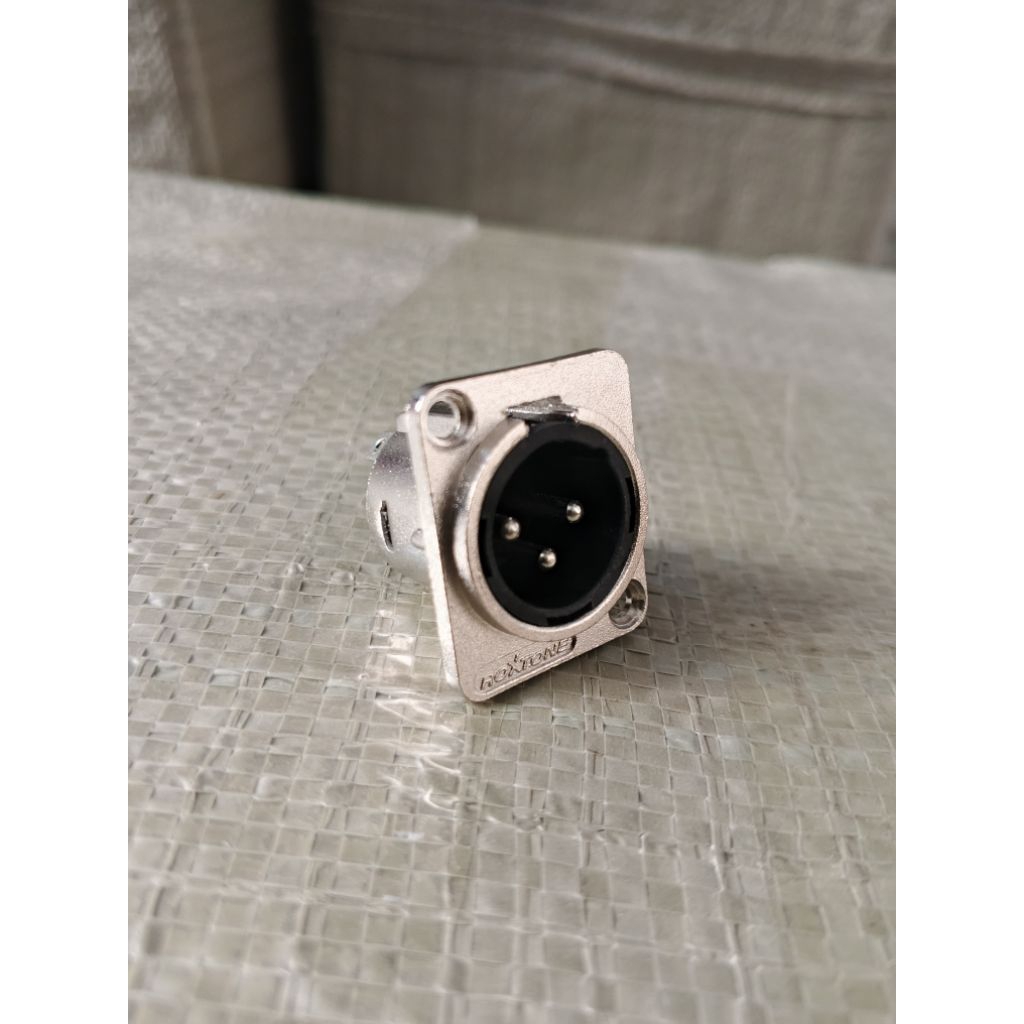 canon male soket 3 pole XLR | bahan nickel plated shell | connector RX3MD-NT ROXTONE