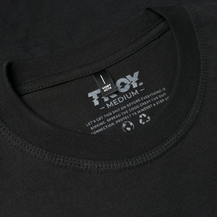 Troy Company Kaos Pria Lengan Panjang Hitam - Daisy Photograph Longsleeve Tshirt Black LSD 2240