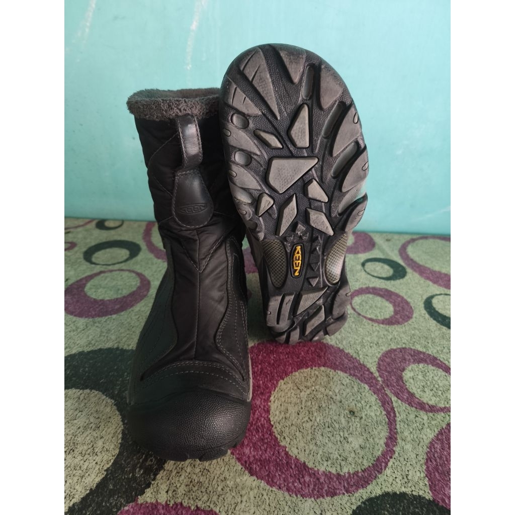 Sepatu Boots Cantik Keen