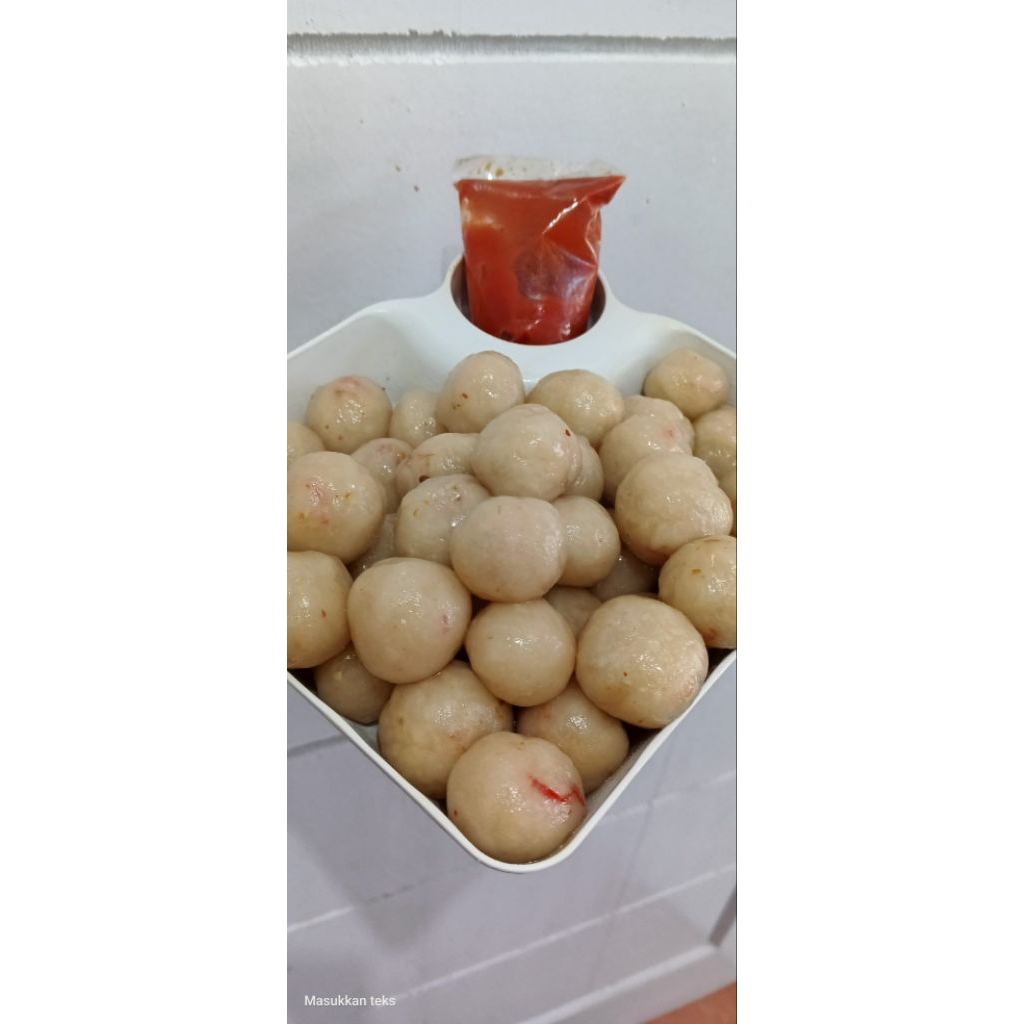 Cilok mercon isi ayam suwir pedas