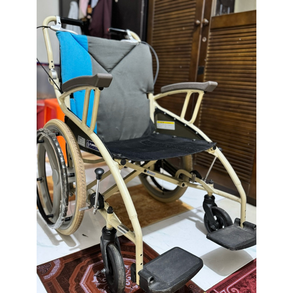 kursi roda kawamura jepang ay-18