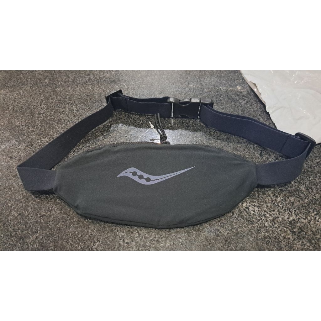 Tas Pinggang Lari Saucony Original