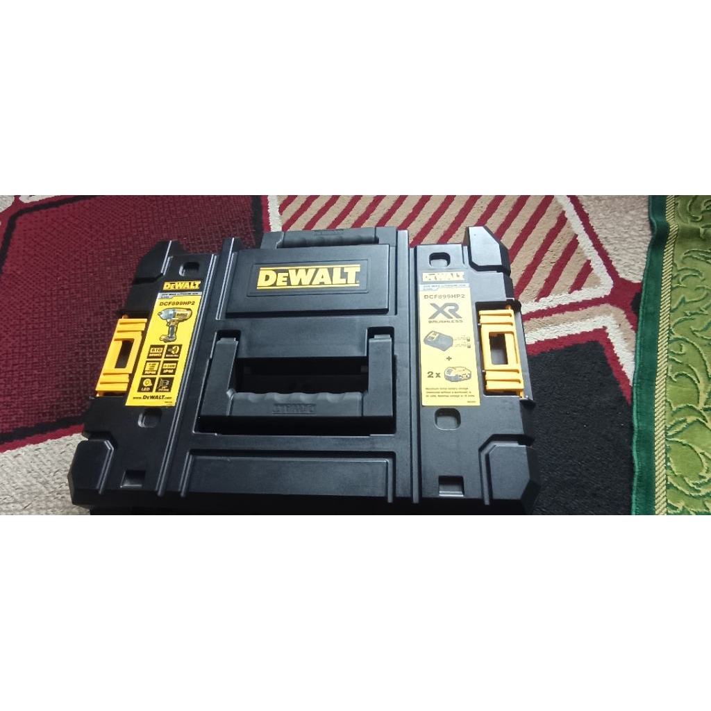 dewalt dcf 899