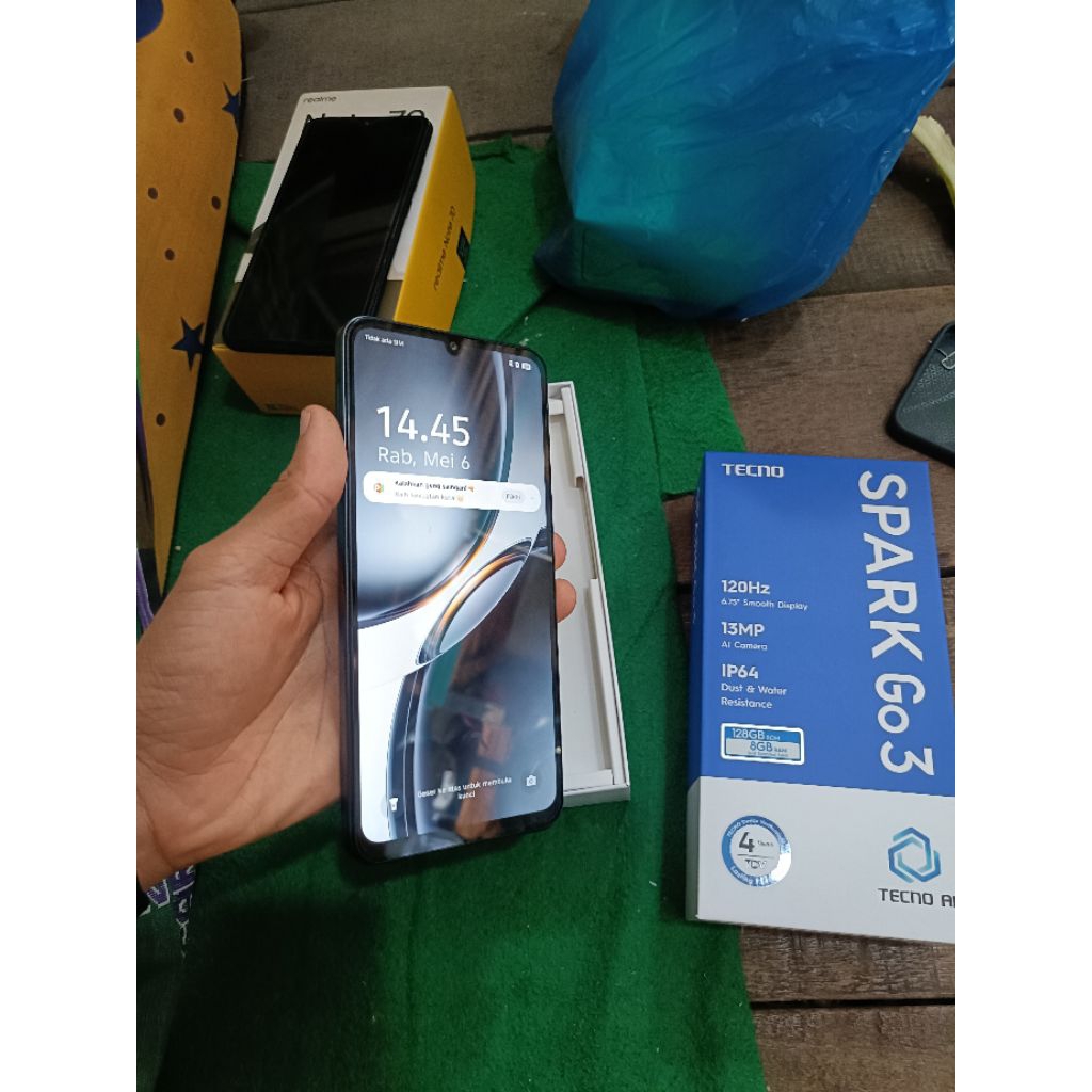 barang like new baru ya gransi 12bulan ram 8/128gb ya fullset