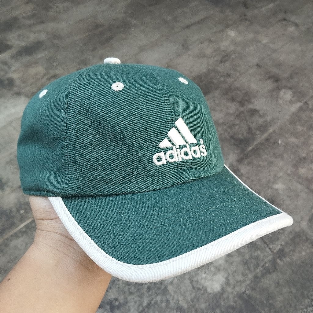 Topi sport casual ADIDAS ORIGINAL hijau