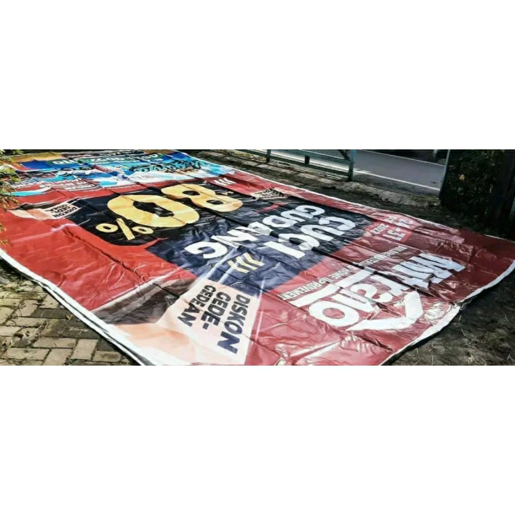 baliho dan spanduk bekas ukuran 3x4 meter bahan plexi cina kuat dan tahan lama