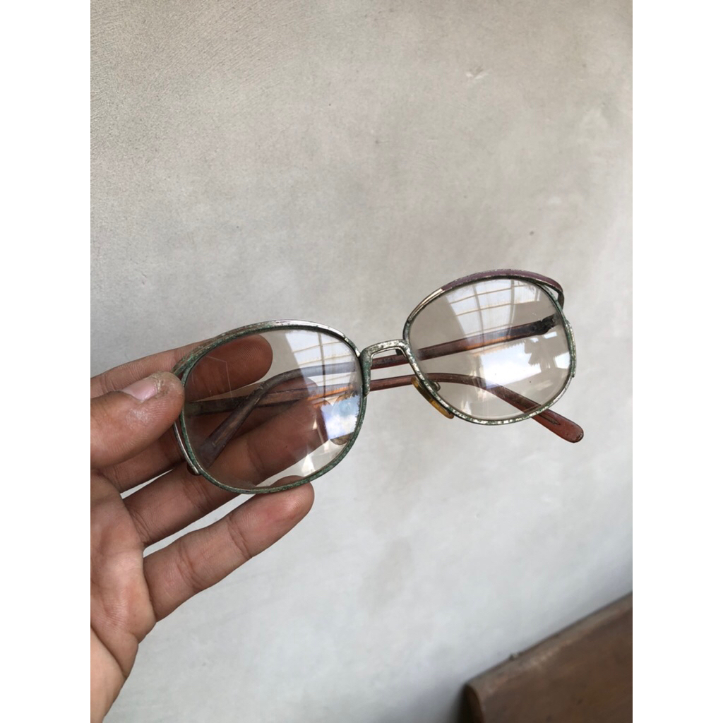 Kacamata nostalgia jadul