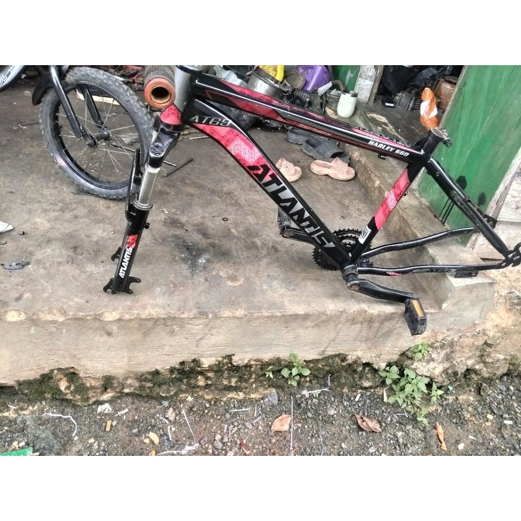 rangka sepeda MTB/gunung ukuran 26