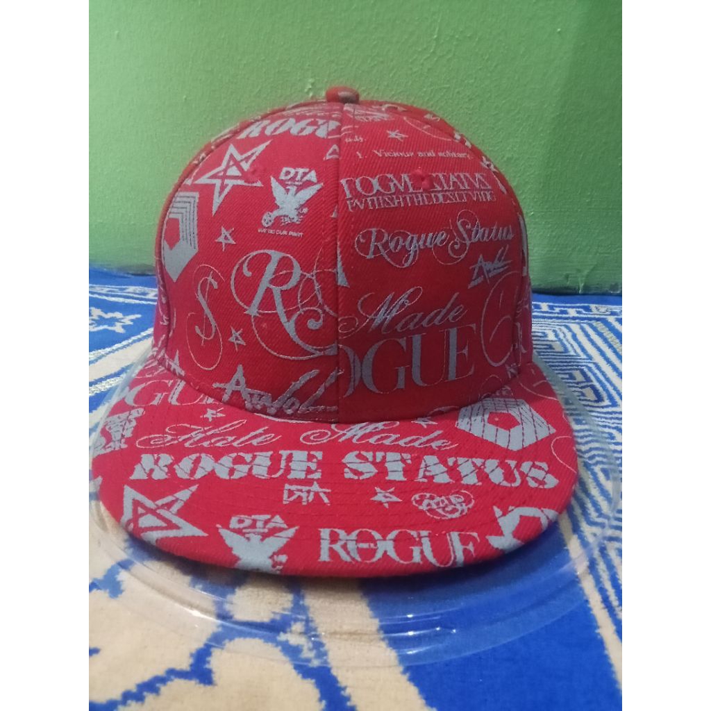 topi snapback aop