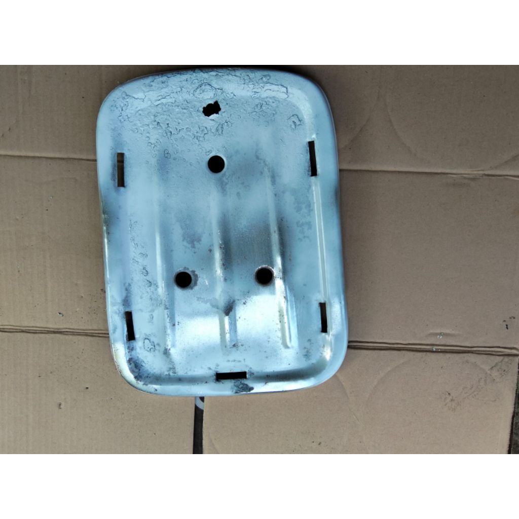 tatakan jok vespa px ps strada original