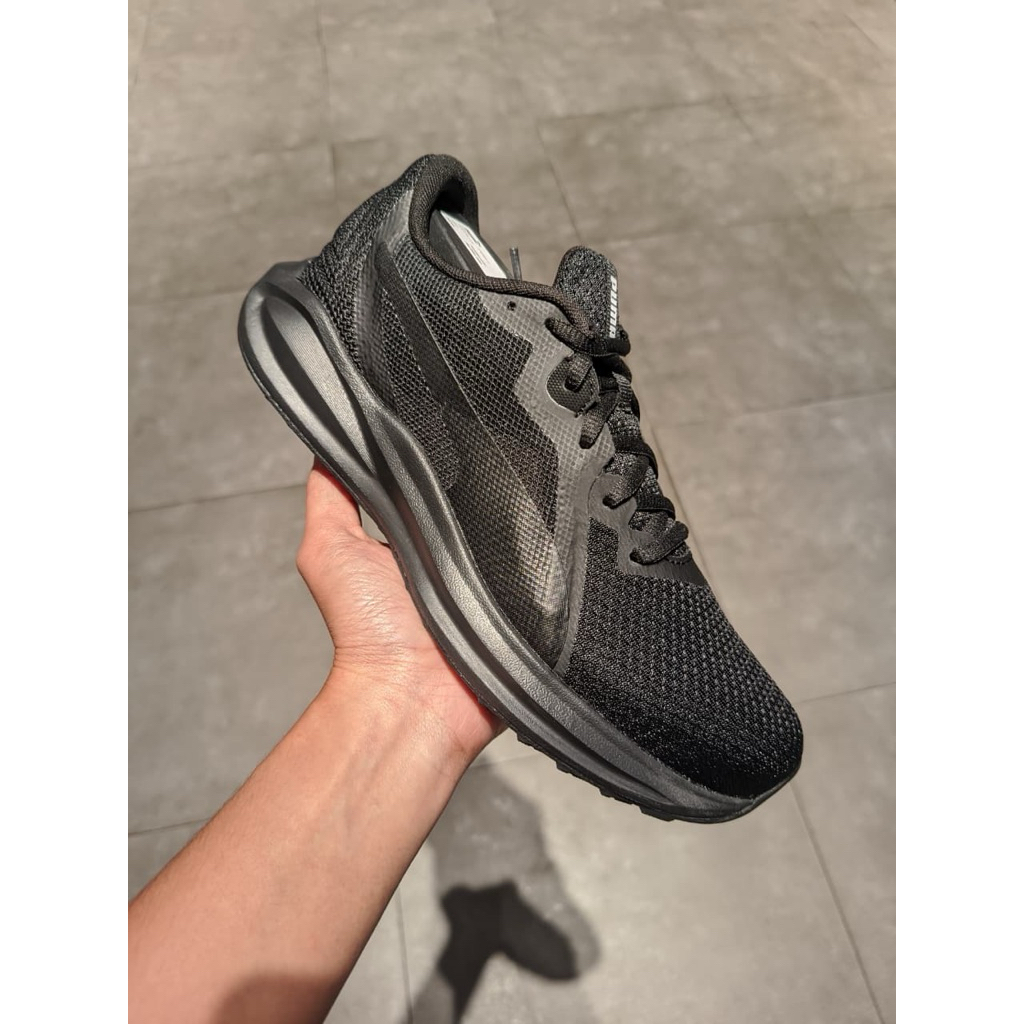 Sepatu sport hitam original Puma Twitch Runner