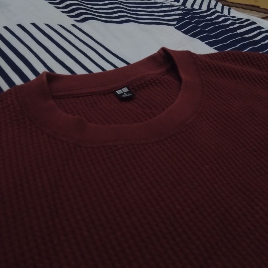 Uniqlo Waffle Knit Crewneck Sweater Red Maroon Bricks/Merah Bata Small (S)