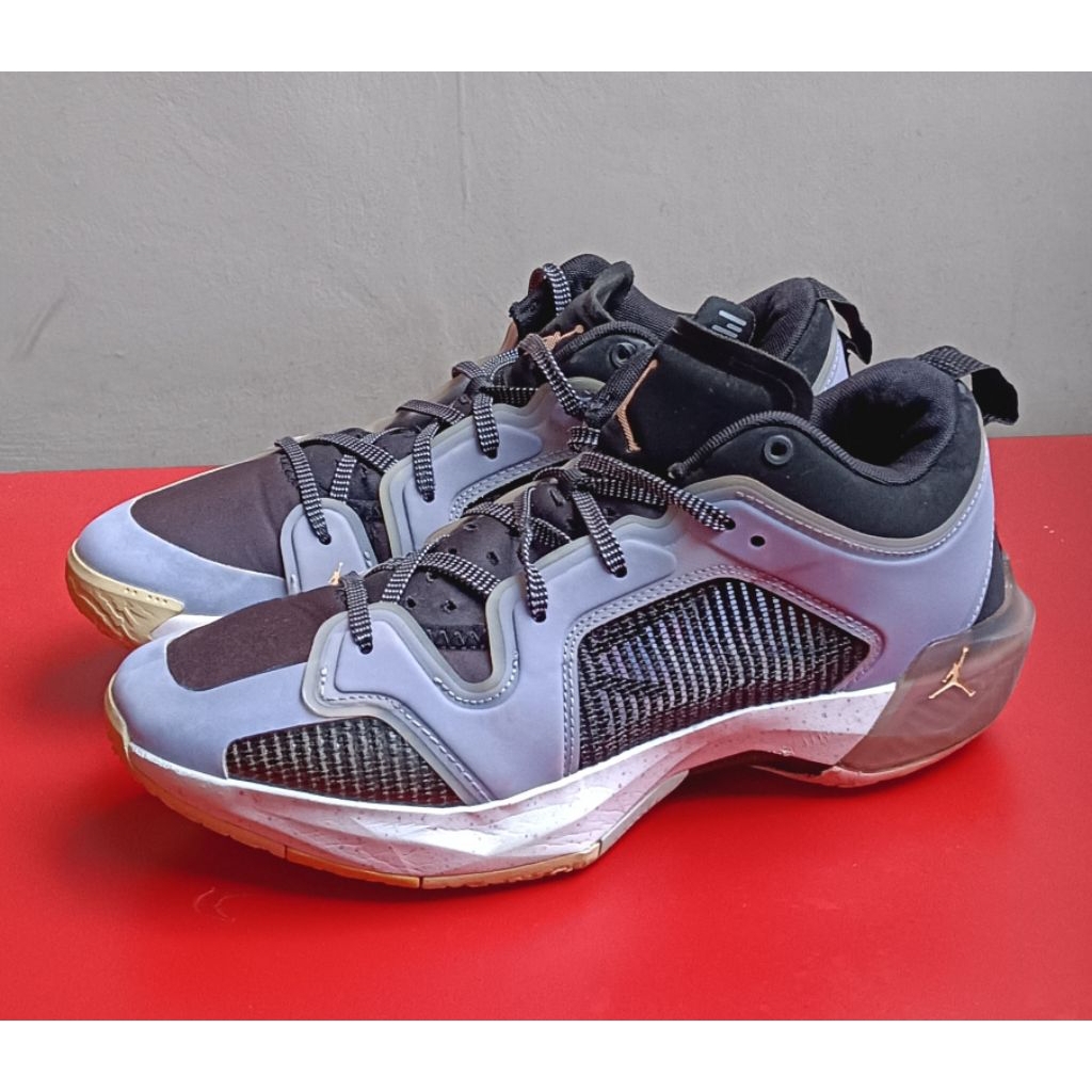 jordan 37 low size 44