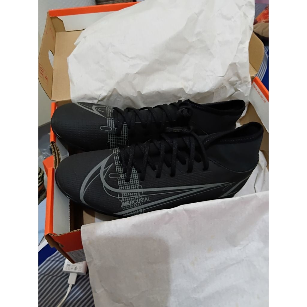 Sepatu Bola Mercurial nike