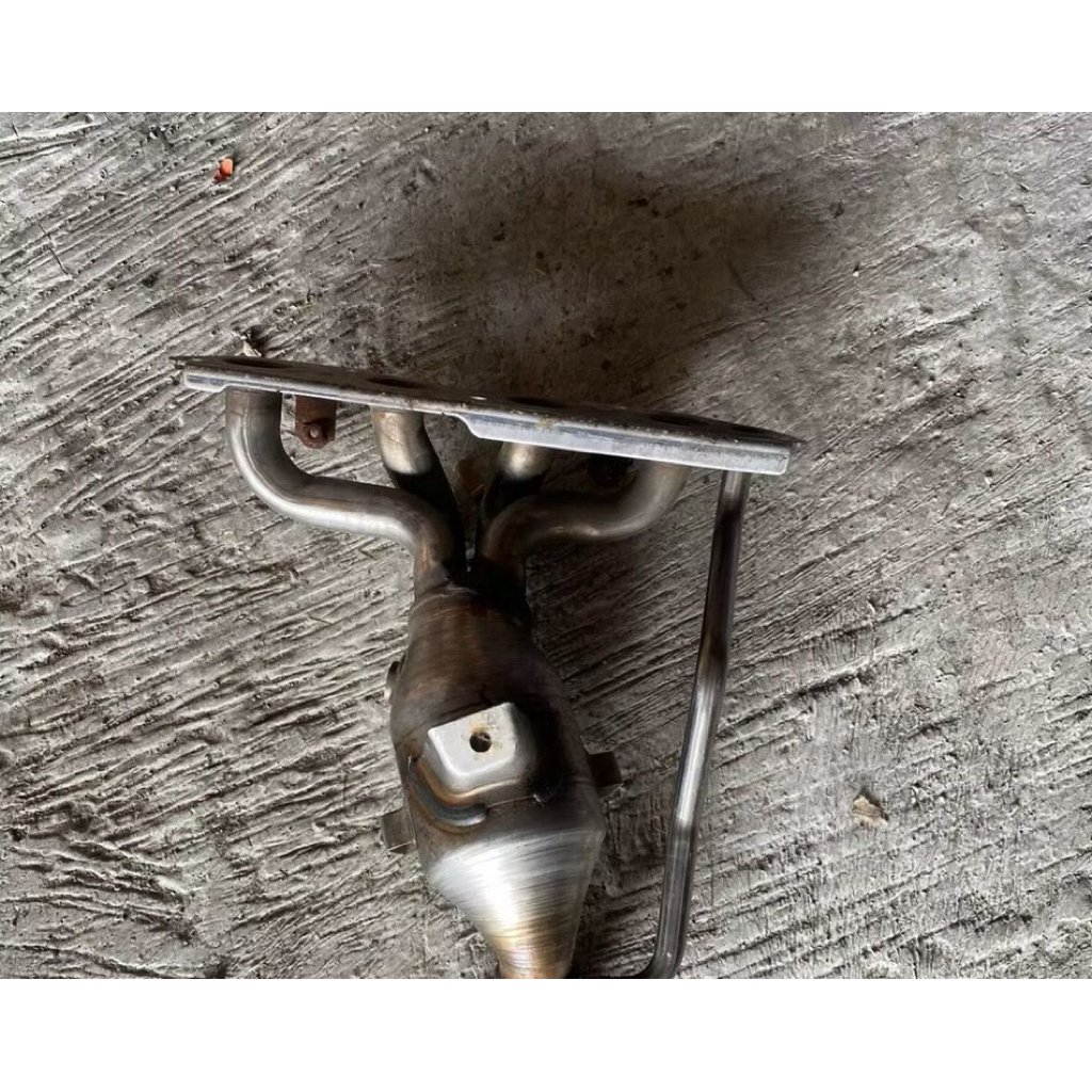Katalis/confenter Intake manifold knalpot Xpander/livina L12