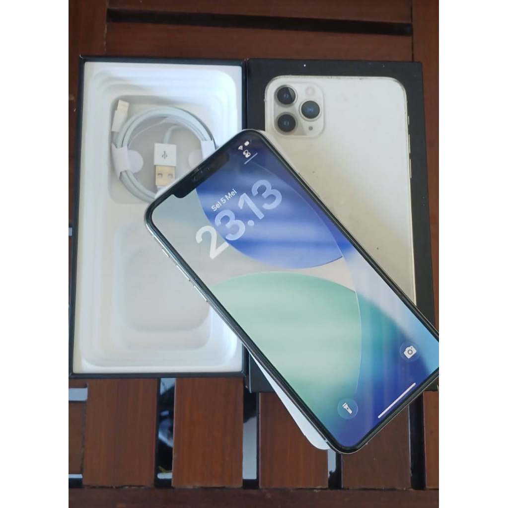 iPhone 11 Pro Max 256gb Resmi Beacukai Minus