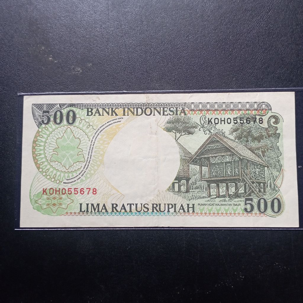 seri cantik KOH055678 uang kertas 500 rupiah orangutan tahun 1992 bekas asli