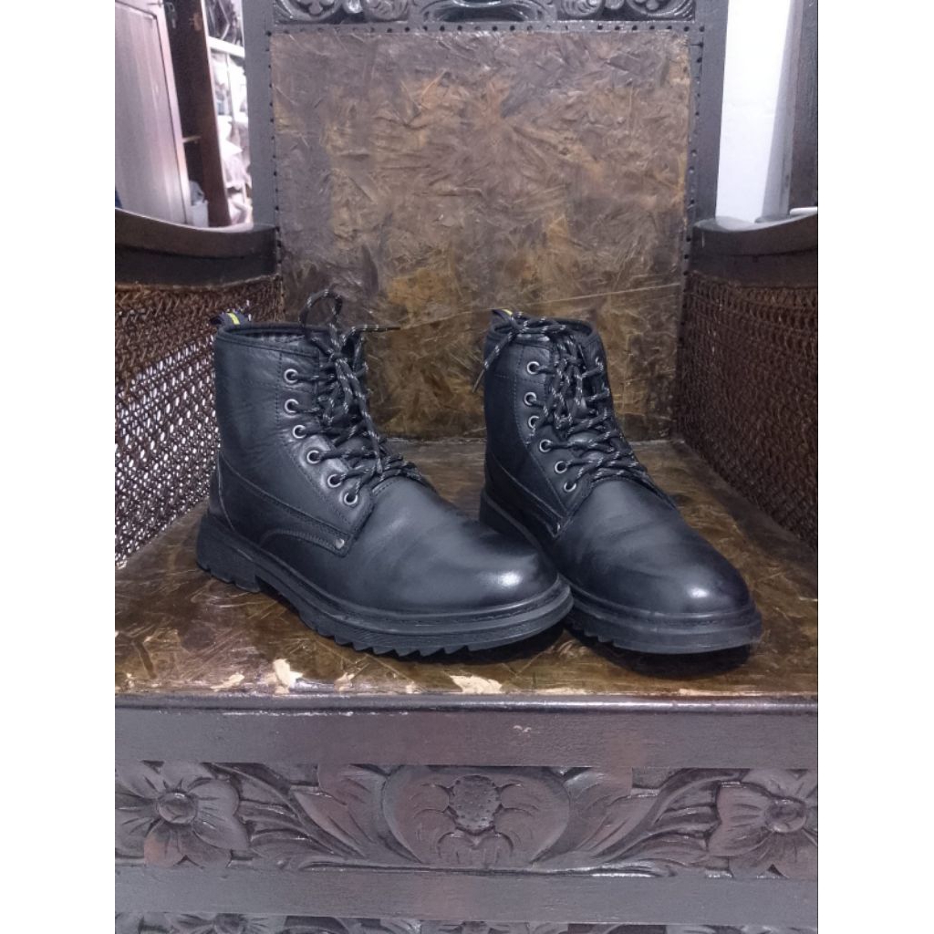 sepatu boots jim joker ukuran 42