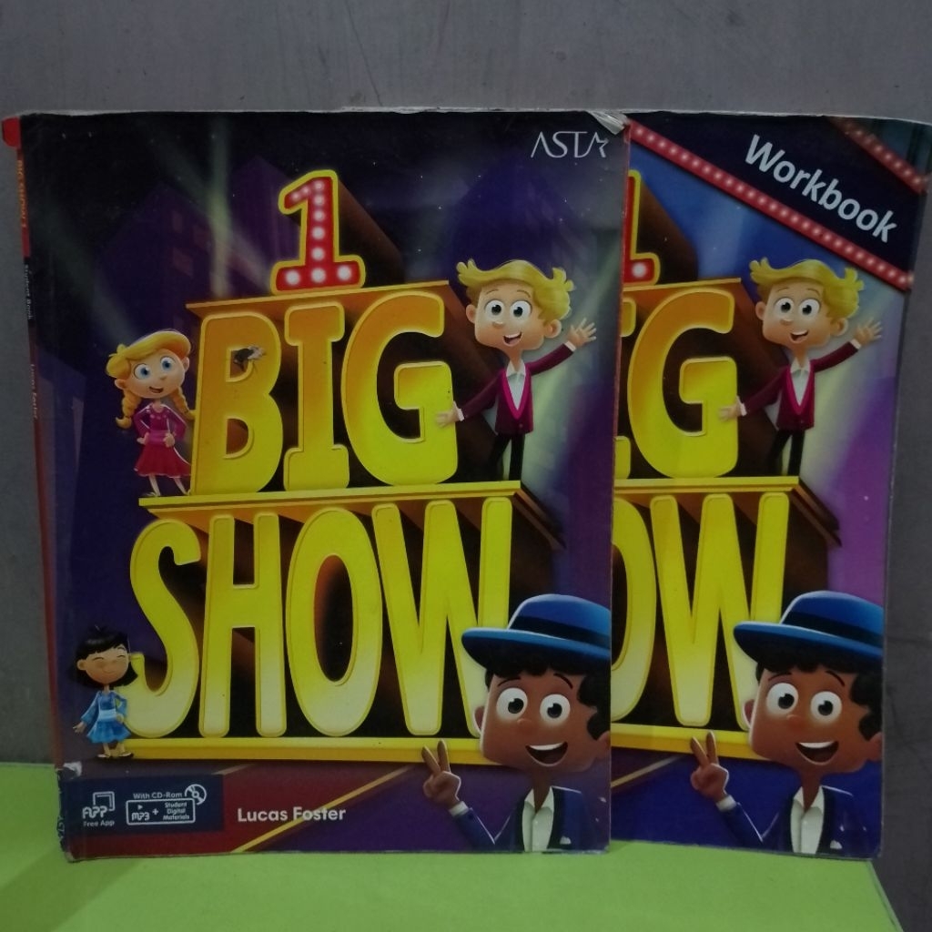 ASTA BIG SHOW 1 OLEH LUCAS FOSTER STUDENT BOOK DAN WORKBOOK
