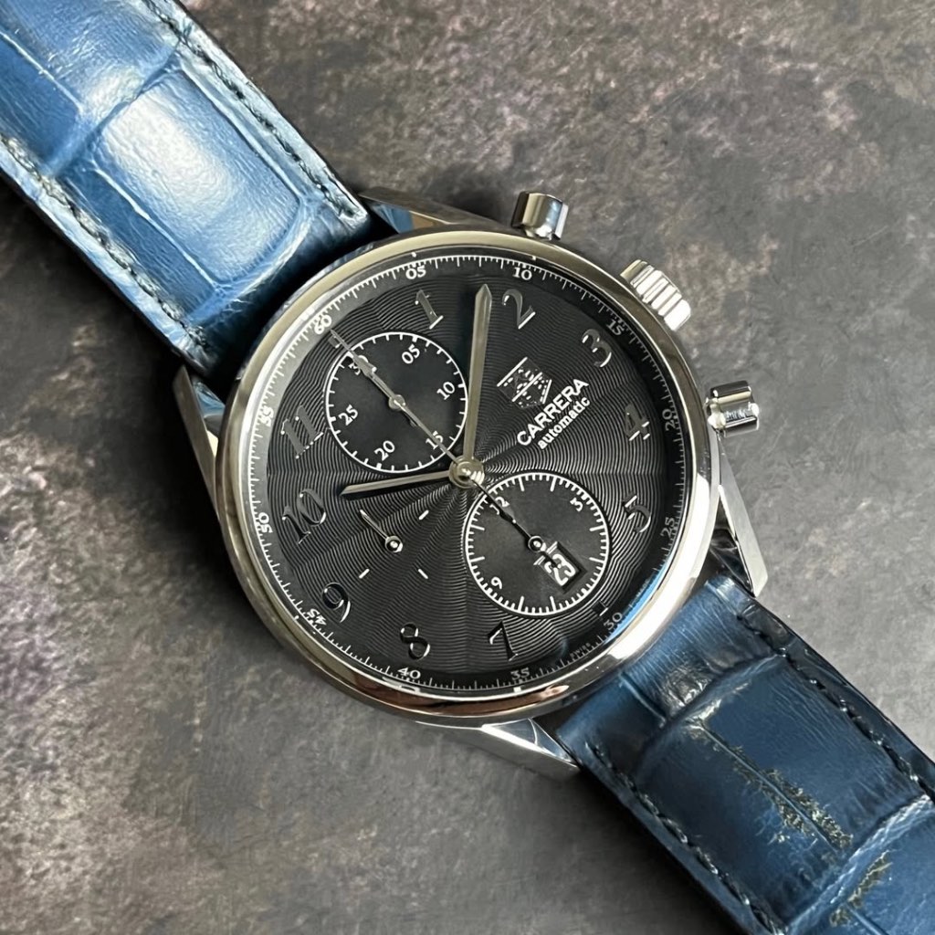 Tag Heuer Carrera Chrono Black Blue Alligator Leather Strap 41 mm Automatic CAS2112 FC6291 White Cal