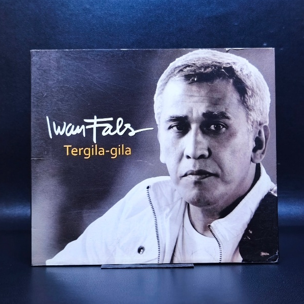 CD IWAN FALS - TERGILA GILA FEATURING BLACKOUT (CD ORIGINAL)