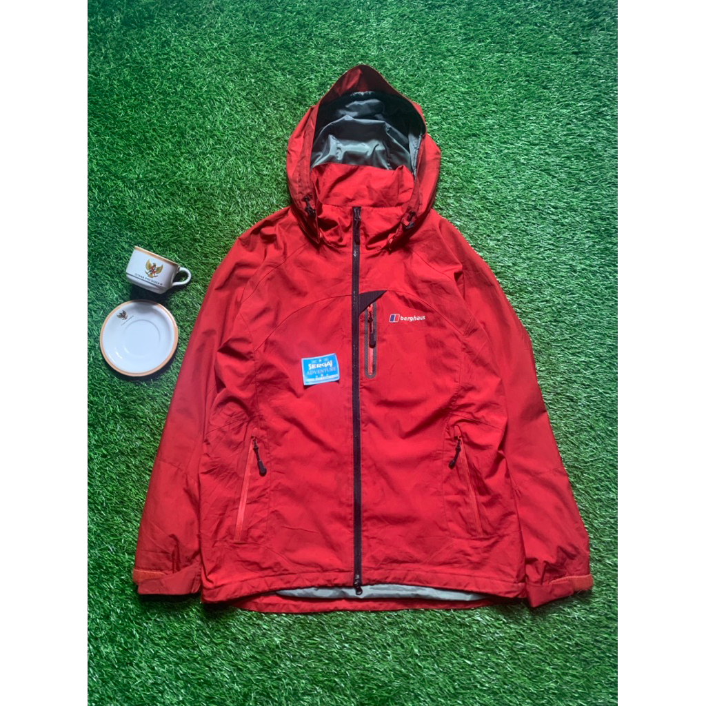 jaket outdoor second berghaus