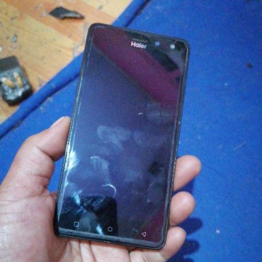lcd haier g7 ori copotan normal ....sentuh masih  normal