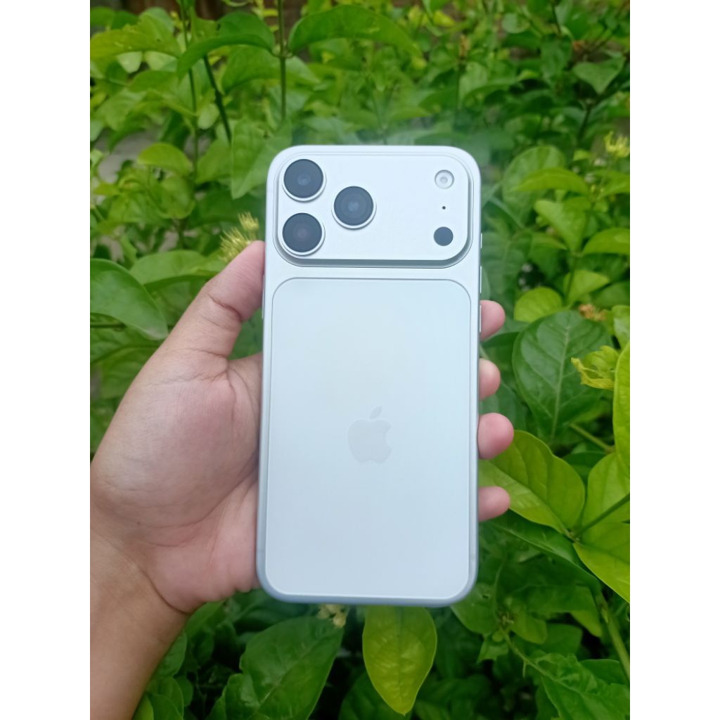 Iphone 17 Pro Max |2 TB | Silver | HDC | Like New | Jaringan 5G