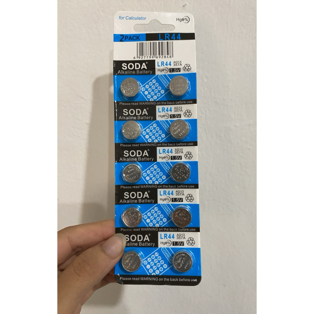 Baterai LR44 baterai kancing