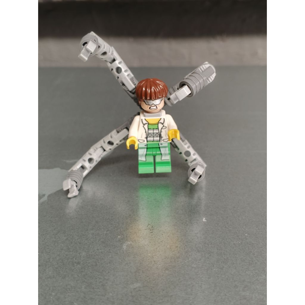 Lego minifigure Doc Octopus