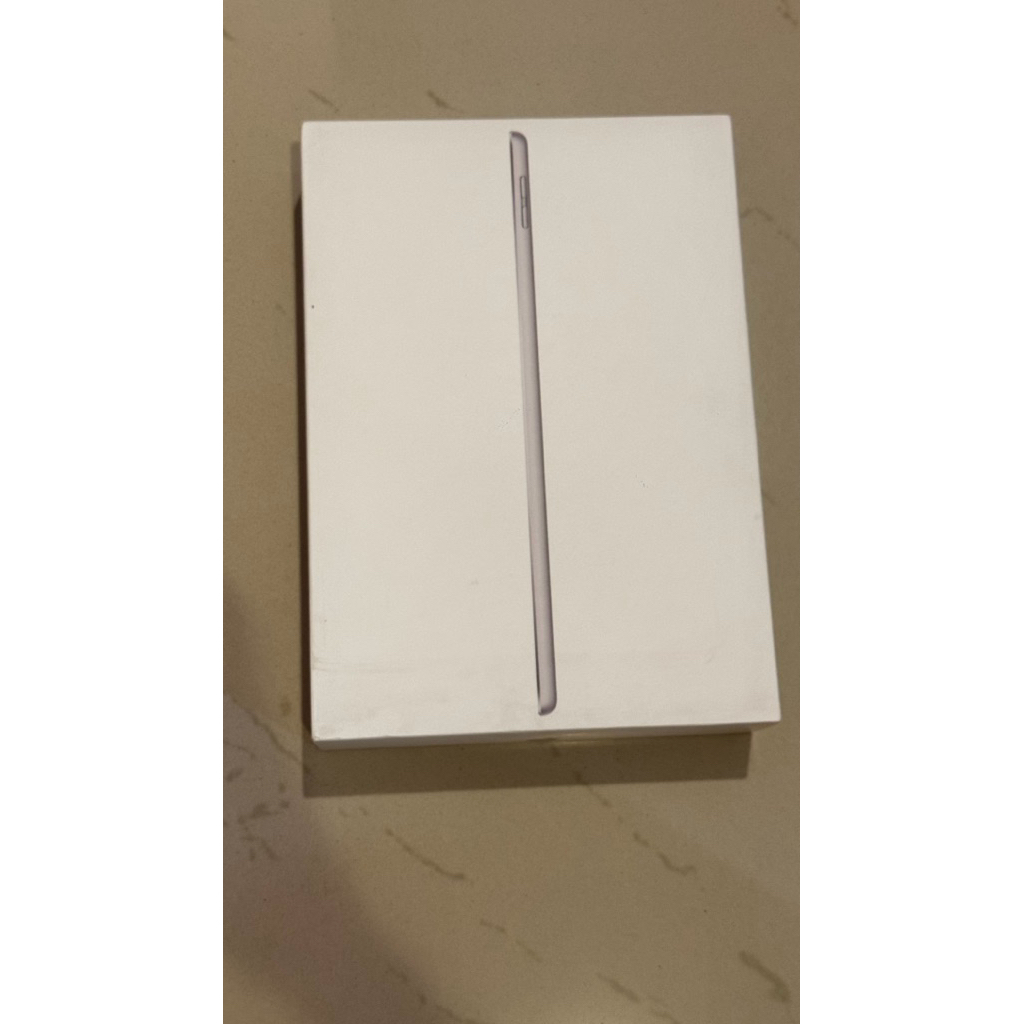Ipad 9th generation 64GB wifi only silver
