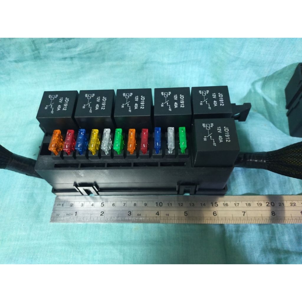Fuse Box 6 Relay 11 Fuse Universal - Fuse Box Universal