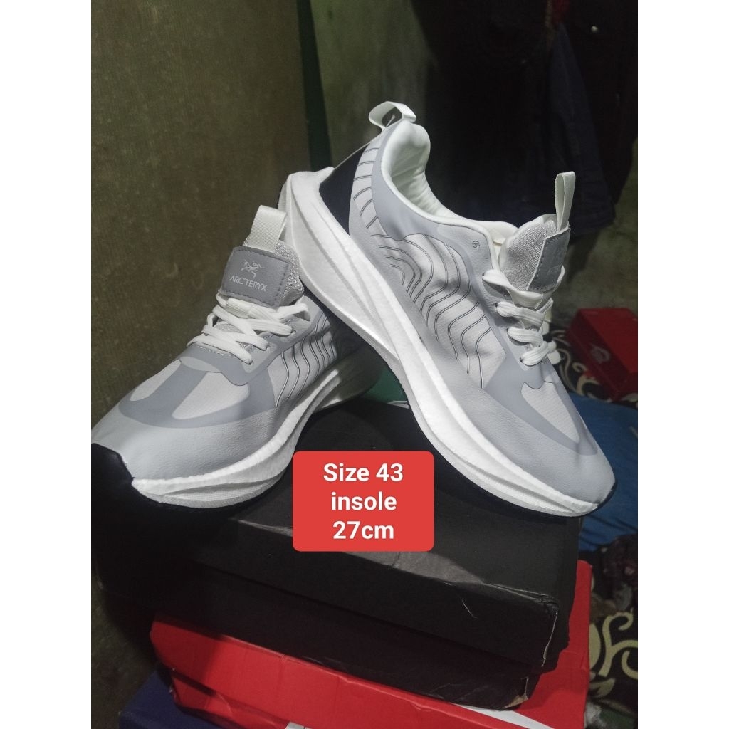 sepatu running arteryx