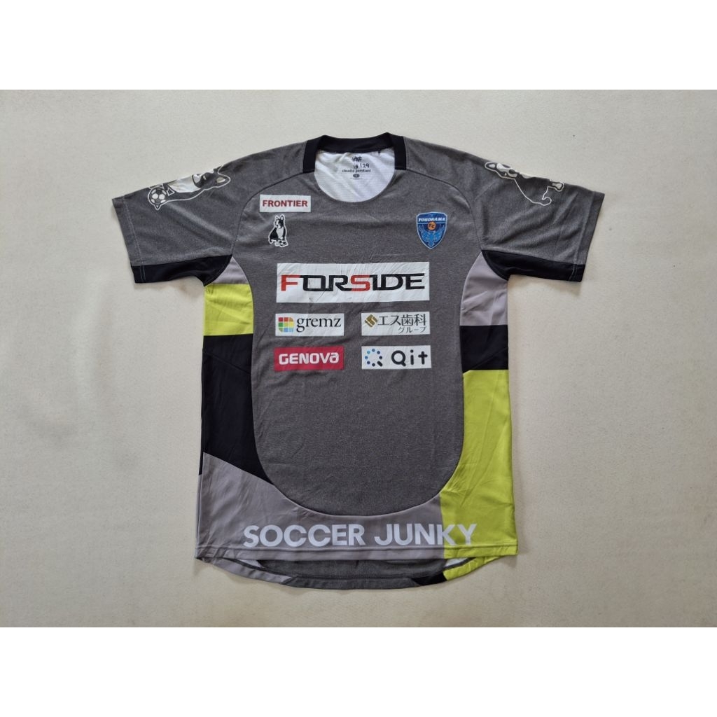 JERSEY BOLA TRAINING YOKOHAMA FC TAG BY CLAUDIO PANDIANI ORIGINAL 100%