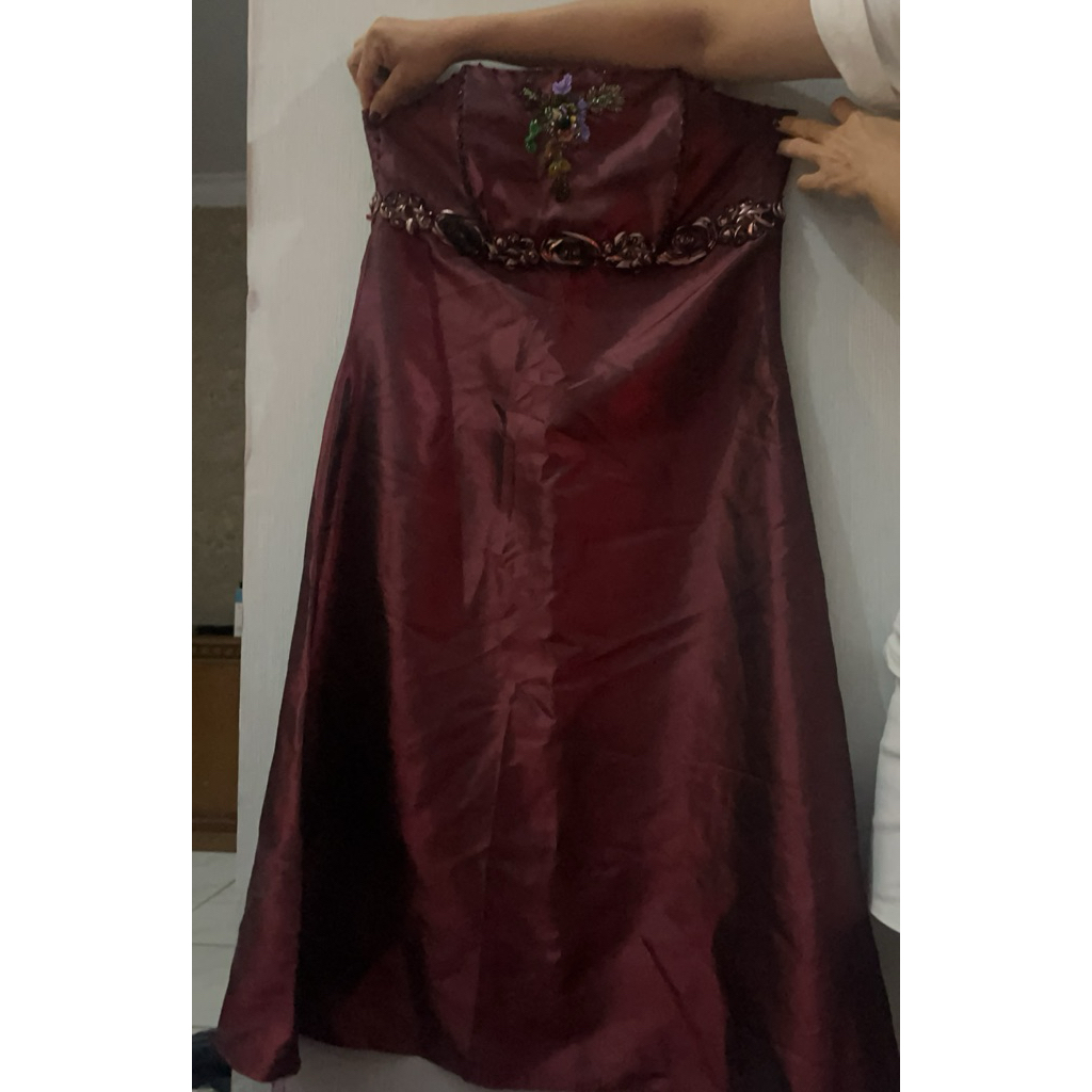 Dress kondangan Maroon
