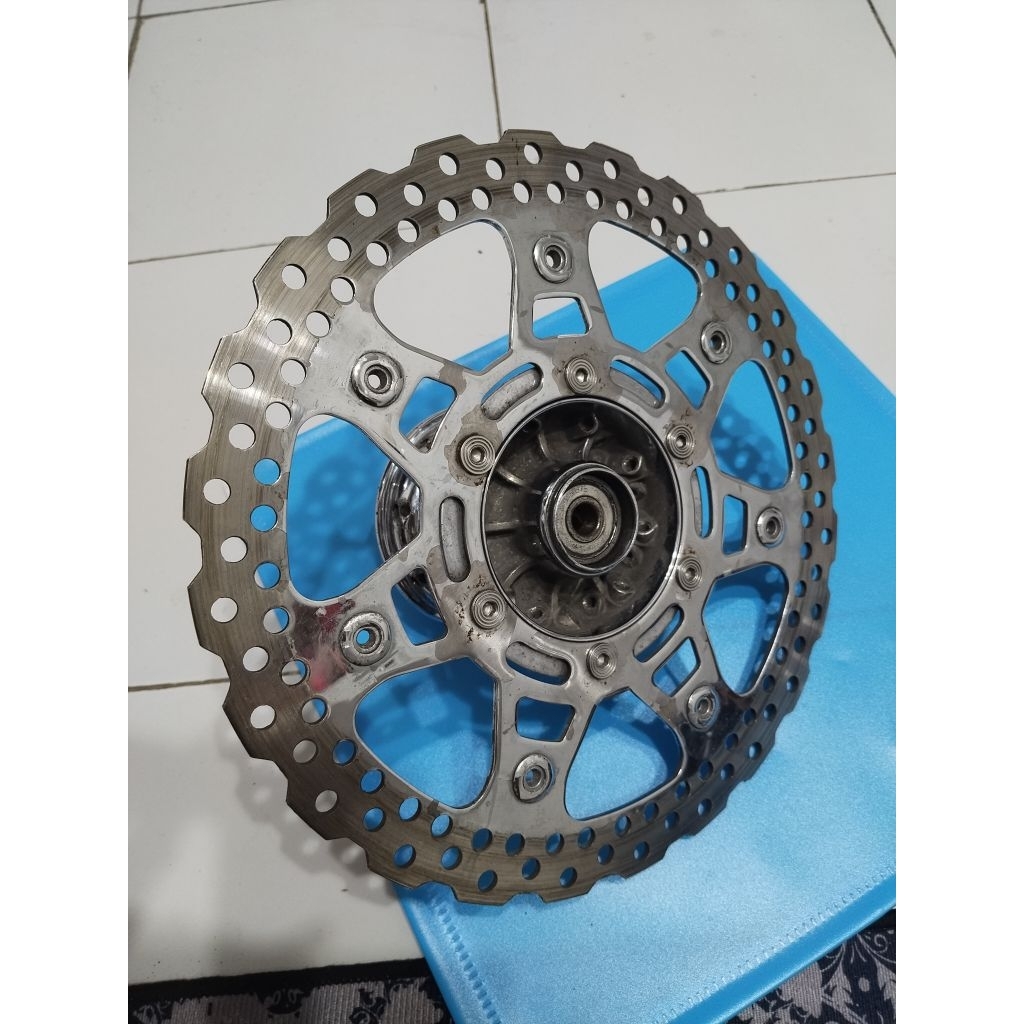 TROMOL DEPAN DTRACKER ORIGINAL UTUH