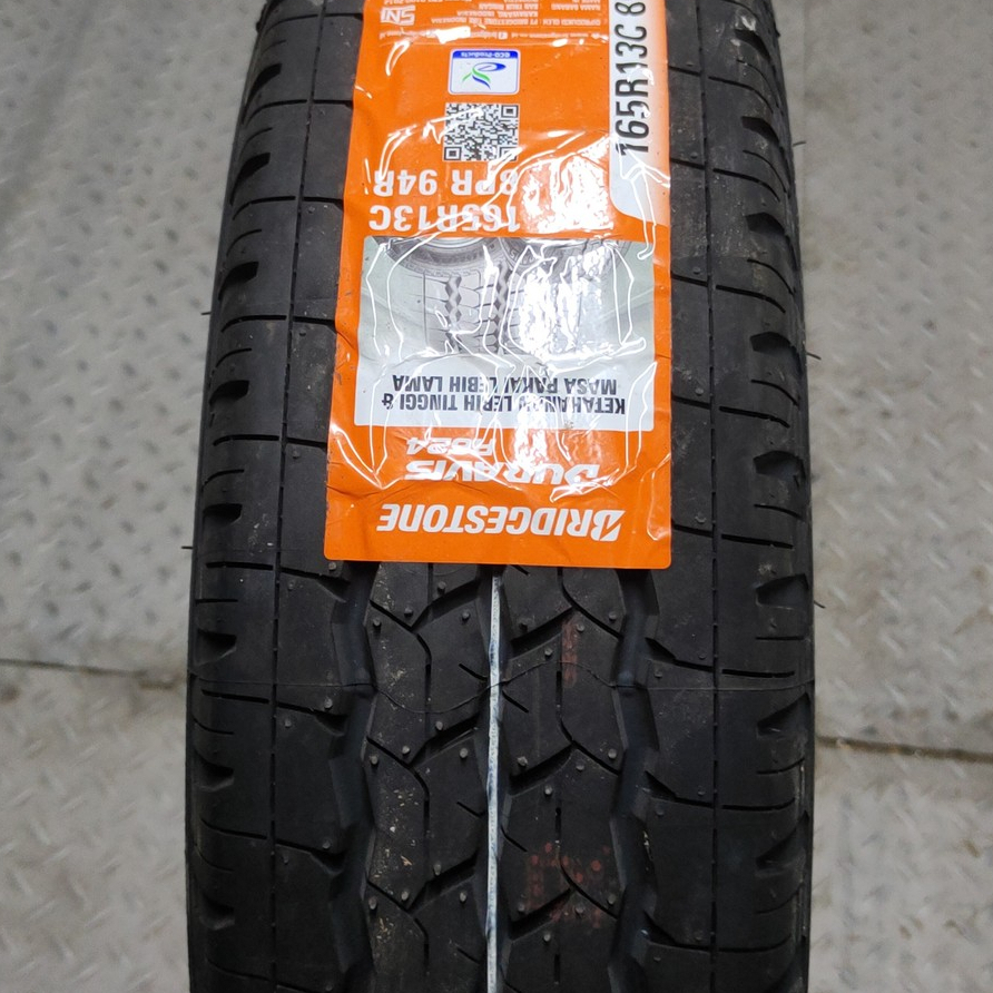 Ban Luar 165 R13 8PR Duravis Bridgestone Tubeless T120SS FUTURA GRANDMAX PANHTER KIJANG NEWCARRY DLL
