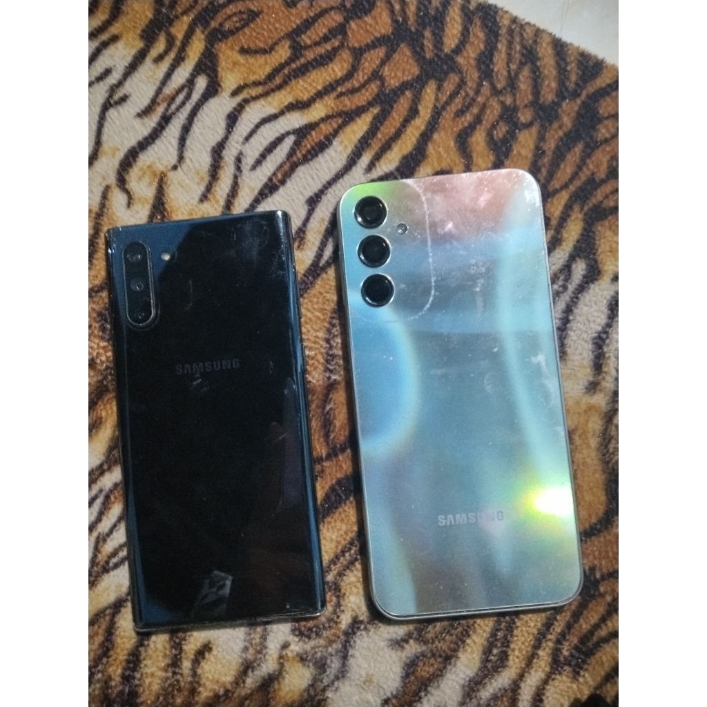samsung not 10 minus lcd point mesin normalharga 550k pas 
bonus samsung a24 tanpa mesin lcd ori gat