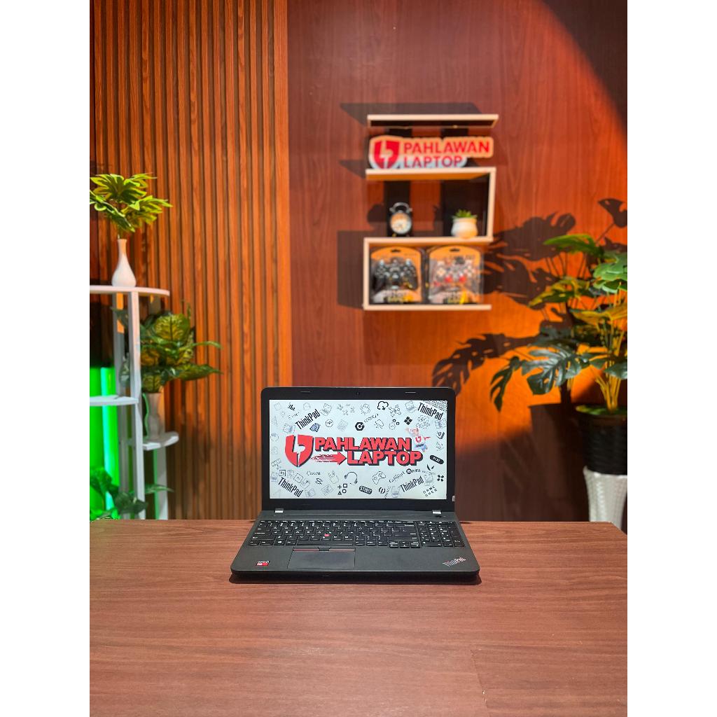 Laptop ThinkPad E555 AMD A6-7000/Ram 4GB/HDD 500GB/Layar 15"