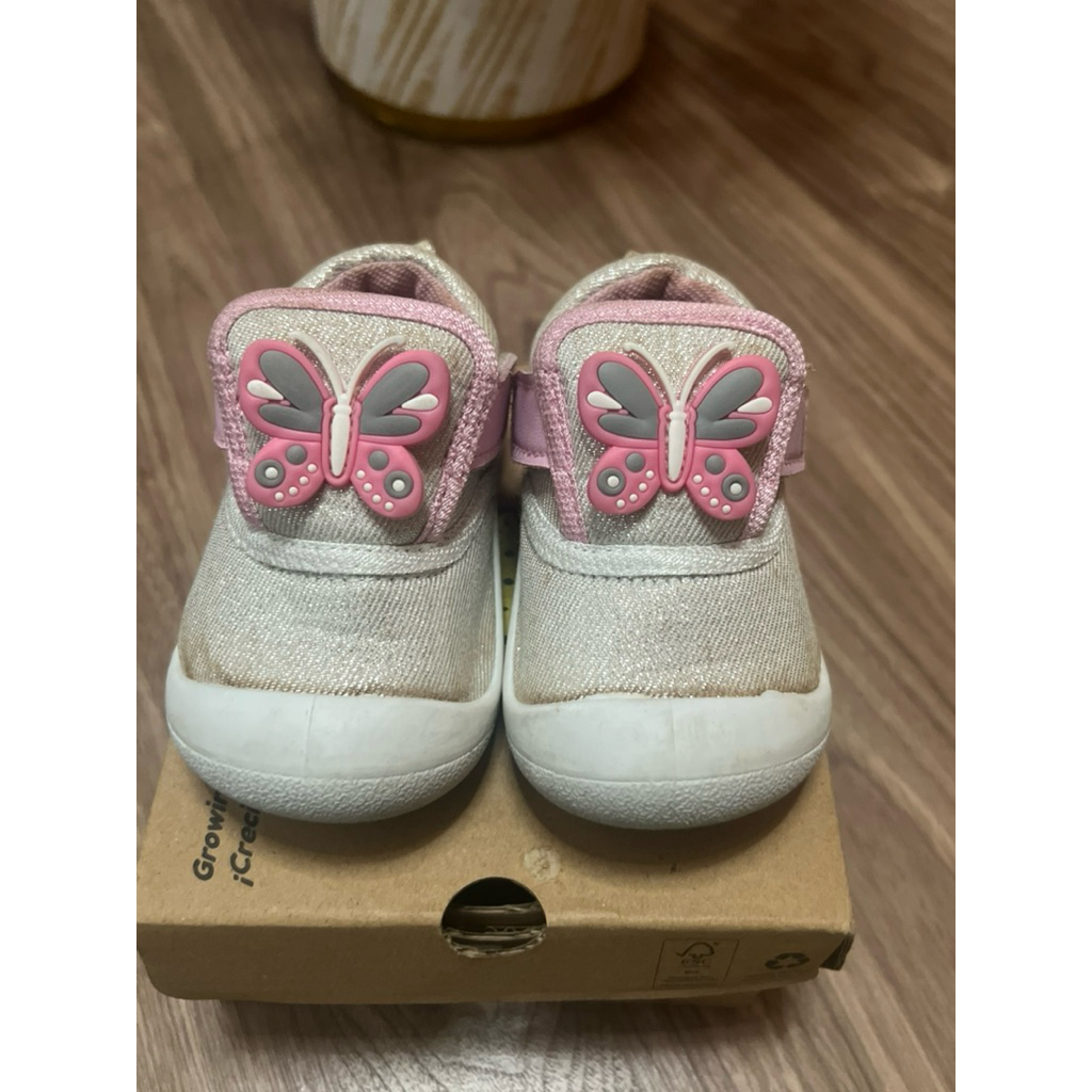 Preloved Sepatu Bayi Bata