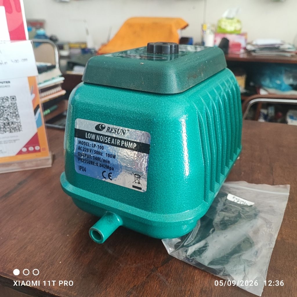 pompa udara hiblow aerator resun lp100 bekas kondisi normal bonus 2 karet membran ori