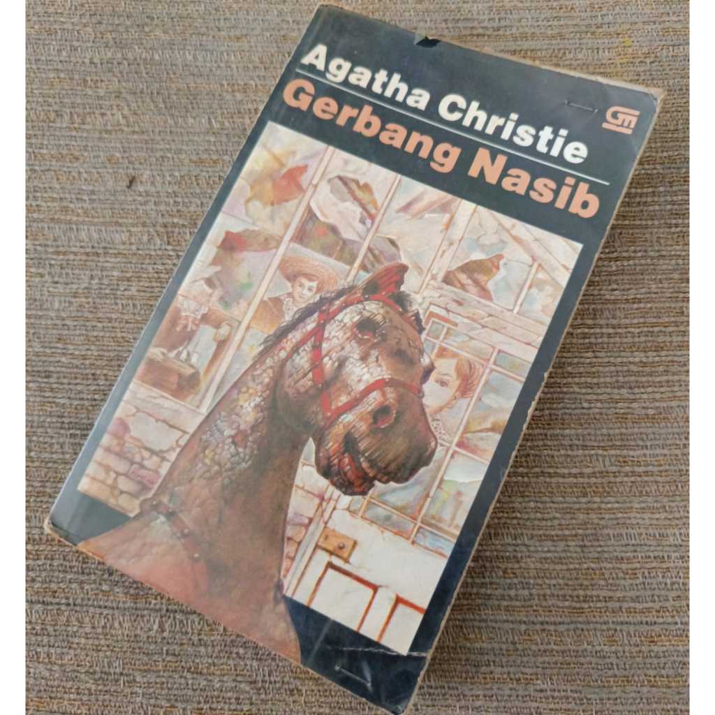 Agatha Christie Gerbang Nasib - Preloved Gramedia