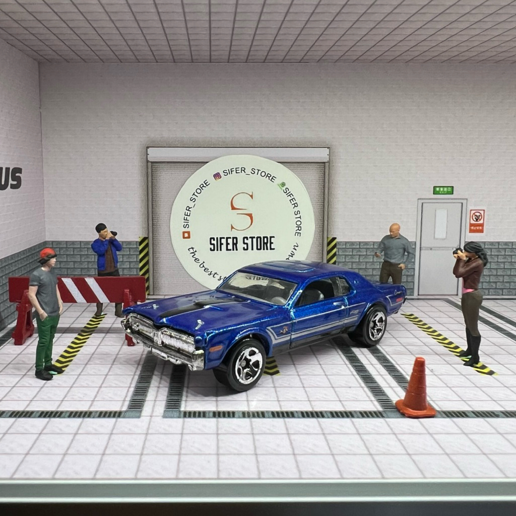HOT WHEELS 68 MERCURY COUGAR