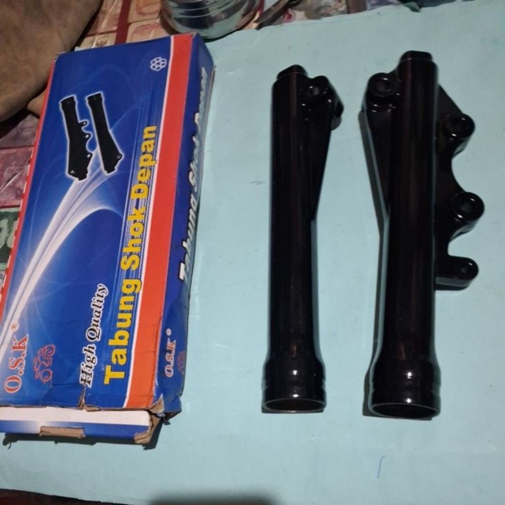 tabung shock depan fizr