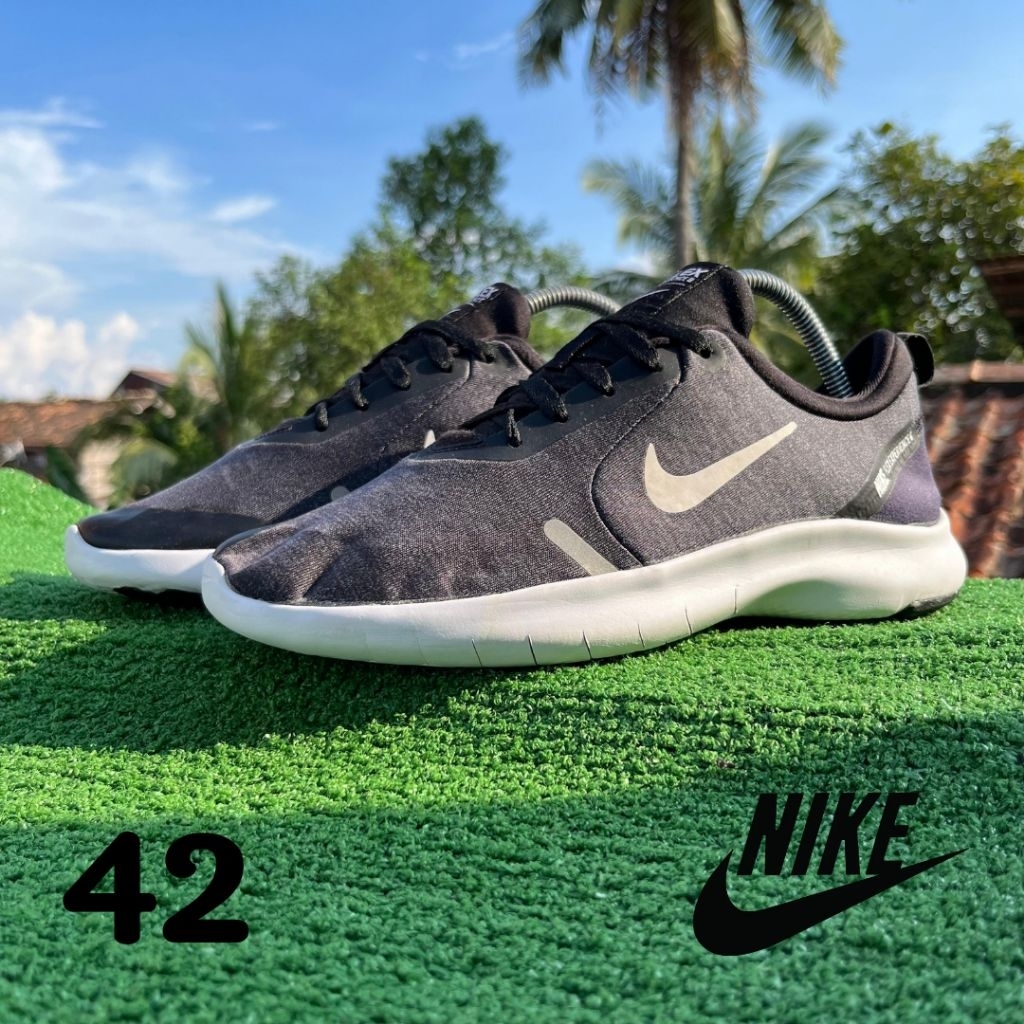 Nike Flex Experience RN 8