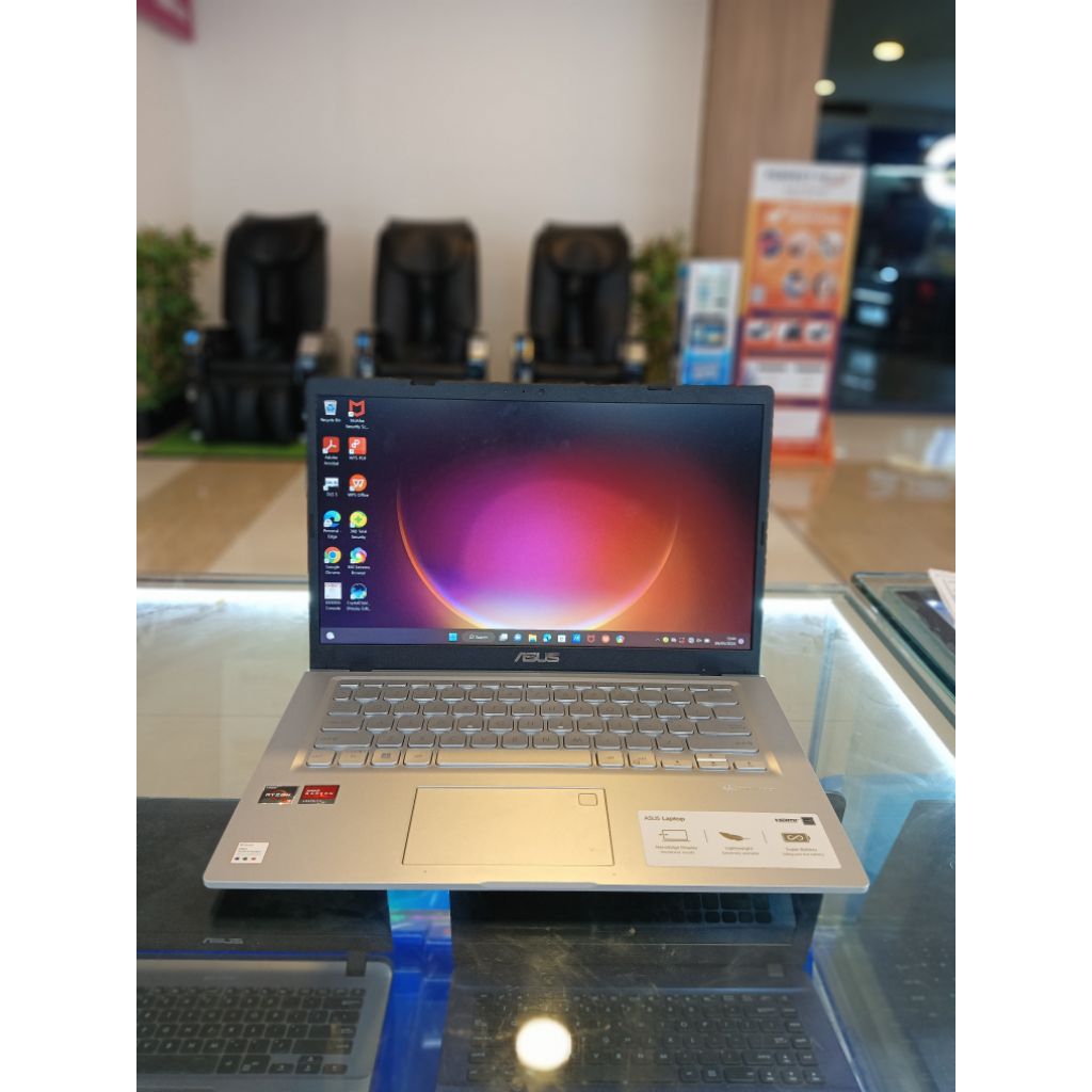 Asus Vivobook M415DAO Ryzen 3-3250U Ram 8GB SSD 512GB Layar 14" FHD KB Backlite Win 11 - Second